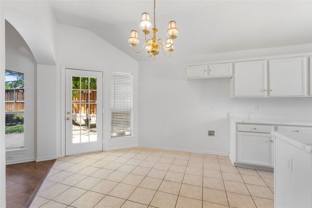 10609 Pineview Lane, Frisco, TX 75035