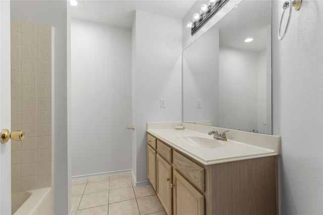 10609 Pineview Lane, Frisco, TX 75035