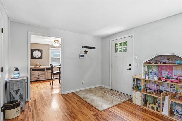 100 Colorado Street, Springfield, MA 01118