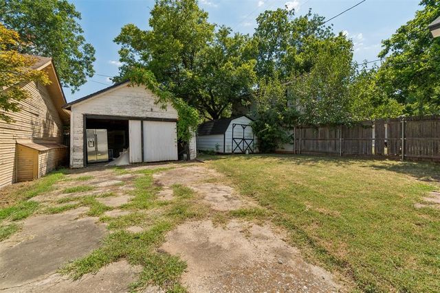 11 W Drummond Street, Shawnee, OK 74801