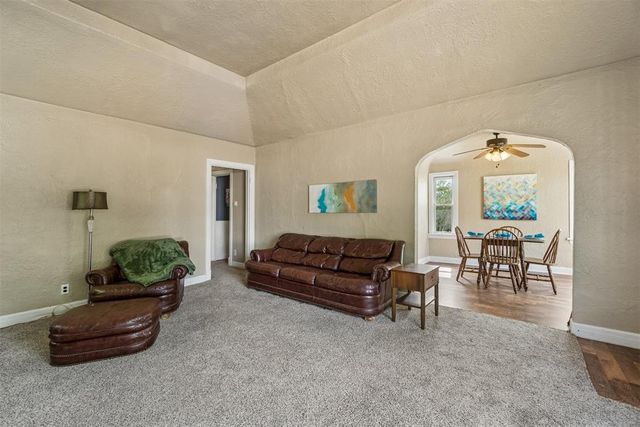 11 W Drummond Street, Shawnee, OK 74801