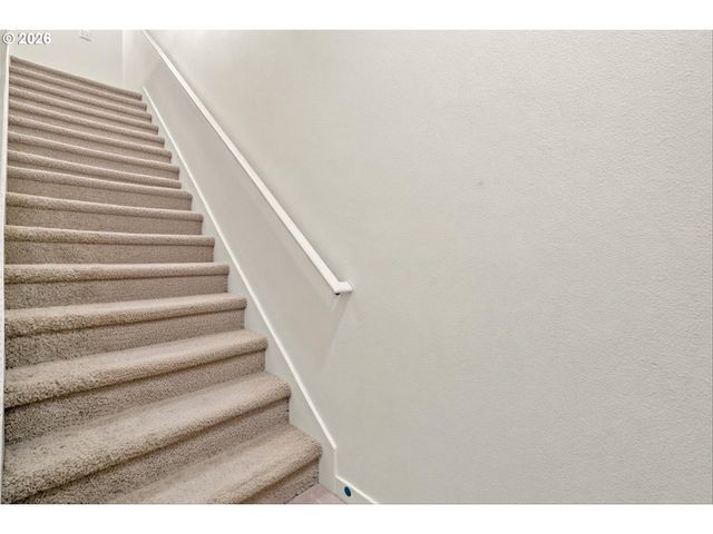 8648 Ne DELAMERE Way, Hillsboro, OR 97006