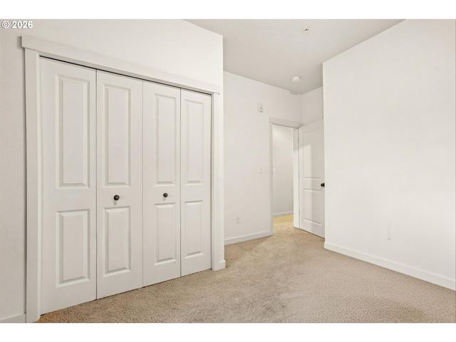 8648 Ne DELAMERE Way, Hillsboro, OR 97006