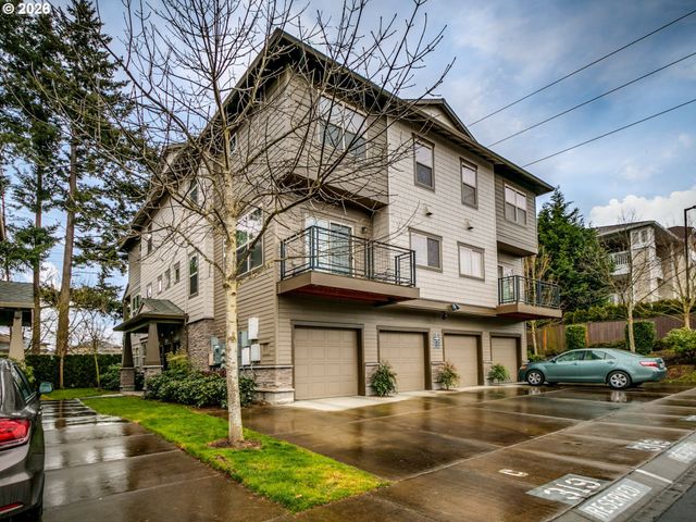 8648 Ne DELAMERE Way, Hillsboro, OR 97006