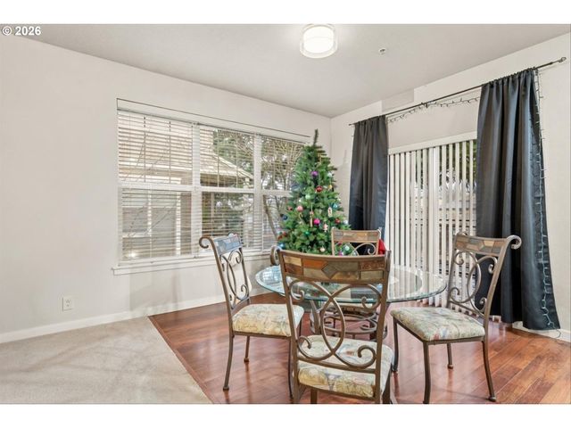 8648 Ne DELAMERE Way, Hillsboro, OR 97006