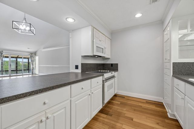4319 Lakeshore Lane 301, Chattanooga, TN 37415
