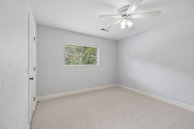 4319 Lakeshore Lane 301, Chattanooga, TN 37415