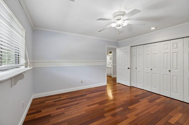 4319 Lakeshore Lane 301, Chattanooga, TN 37415