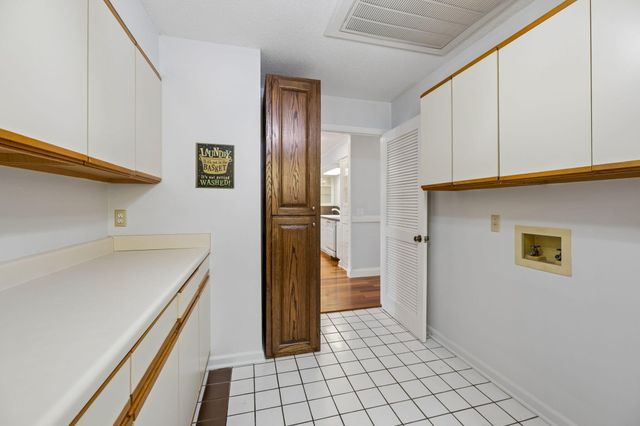 4319 Lakeshore Lane 301, Chattanooga, TN 37415