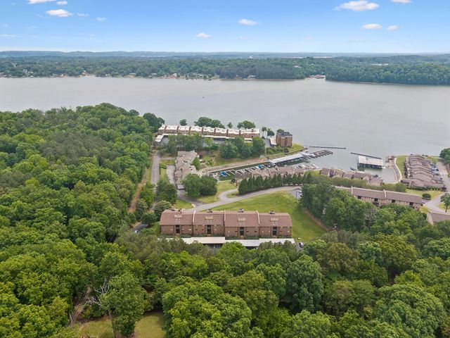4319 Lakeshore Lane 301, Chattanooga, TN 37415
