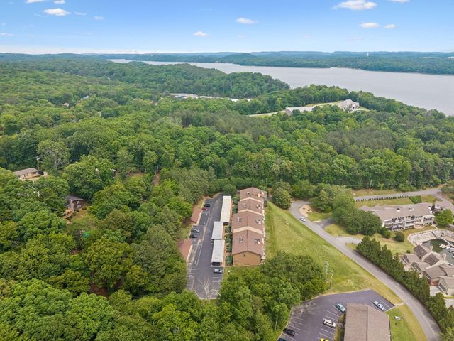 4319 Lakeshore Lane 301, Chattanooga, TN 37415