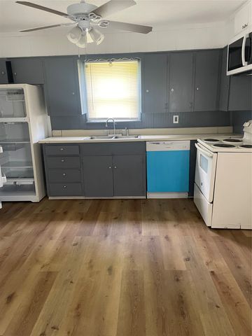132 Cunningham, Anna, TX 75409