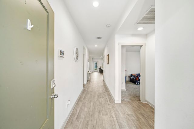 8210 Buck Lane, Rosharon, TX 77583