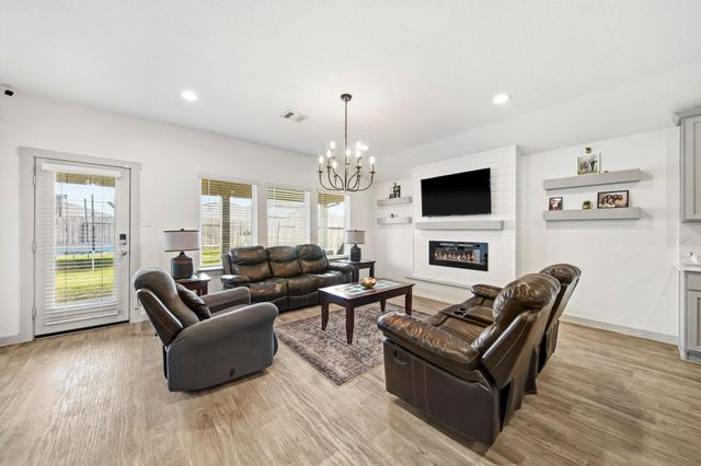 8210 Buck Lane, Rosharon, TX 77583