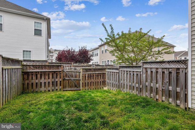 24641 GREYSTEEL SQ, Aldie, VA 20105