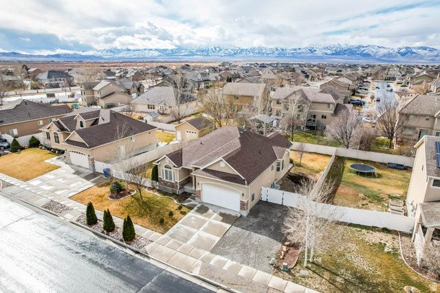 5757 N MAST LN, Stansbury Park, UT 84074