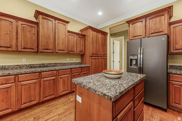 4474 S LILY MEADOWS LN, Millcreek, UT 84124