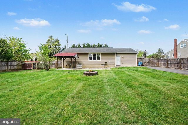 201 MOUNTAIN RD, Fallston, MD 21047