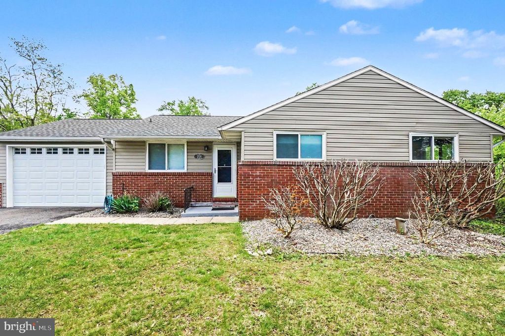 201 MOUNTAIN RD, Fallston, MD 21047