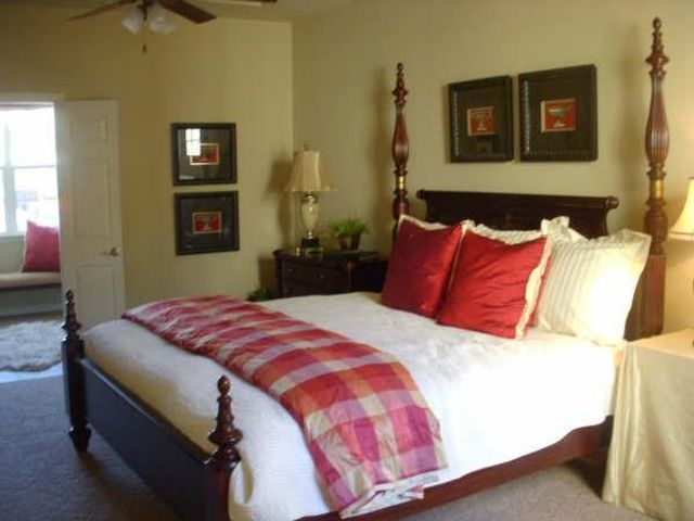 3287 CASTLEBERRY VILLAGE Drive, Cumming, GA 30040