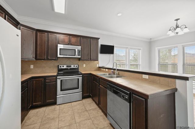 11240 Brander Dr, Hammond, LA 70403