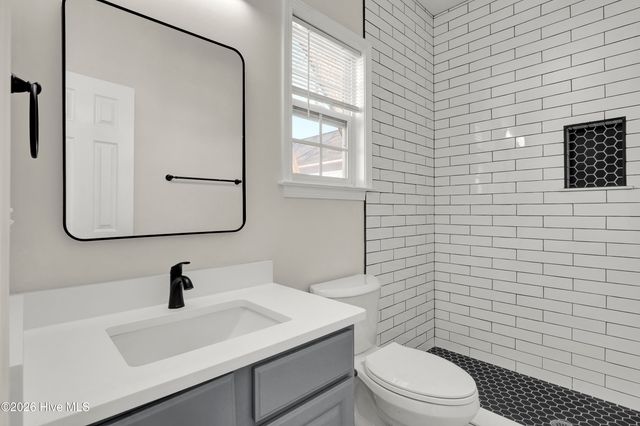 405 S 6th Street 4, Wilmington, NC 28401