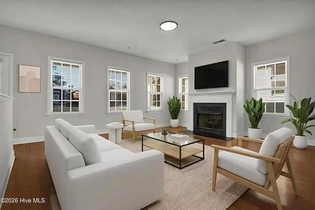 405 S 6th Street 4, Wilmington, NC 28401