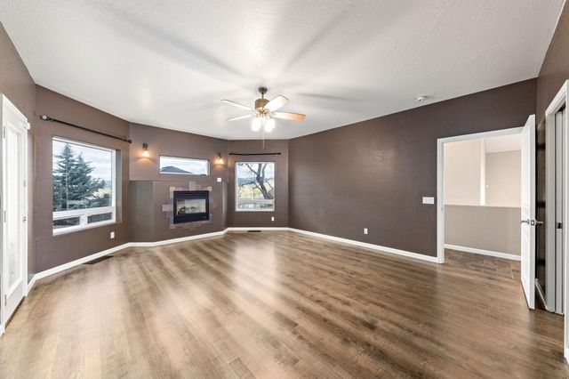 454 Elm Street, Phoenix, OR 97535
