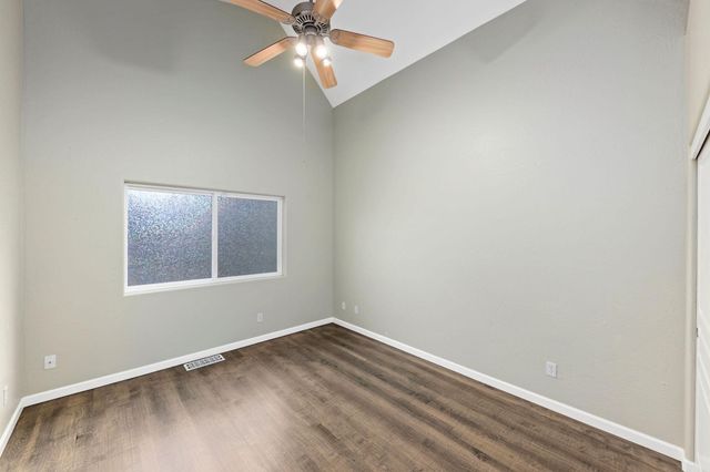 454 Elm Street, Phoenix, OR 97535