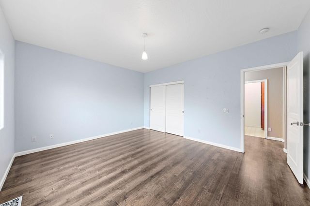 454 Elm Street, Phoenix, OR 97535