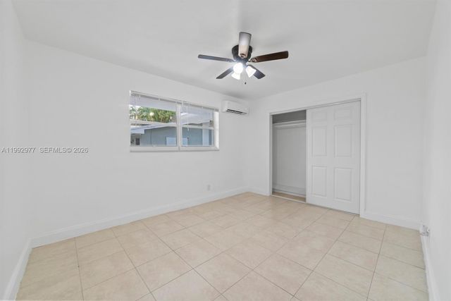 2457 NE 183rd St 2457, North Miami Beach, FL 33160