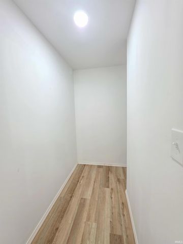 1809 Mcconnell Avenue, Evansville, IN 47714