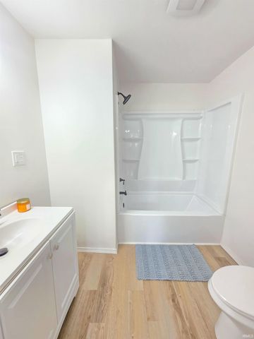 1809 Mcconnell Avenue, Evansville, IN 47714