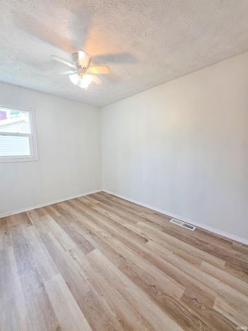 1809 Mcconnell Avenue, Evansville, IN 47714