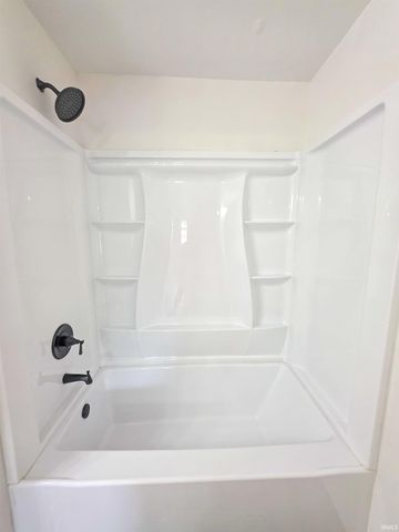 1809 Mcconnell Avenue, Evansville, IN 47714