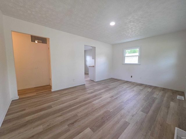 1809 Mcconnell Avenue, Evansville, IN 47714