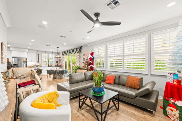 940 Rolling Dunes Way, San Diego, CA 92154