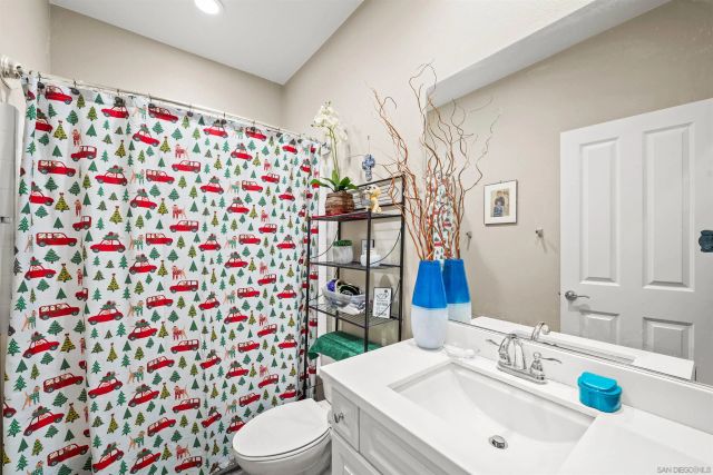 940 Rolling Dunes Way, San Diego, CA 92154