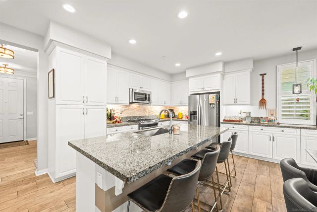 940 Rolling Dunes Way, San Diego, CA 92154