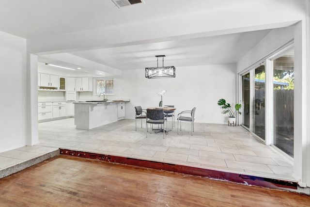 8046 Grandstaff, Sacramento, CA 95823