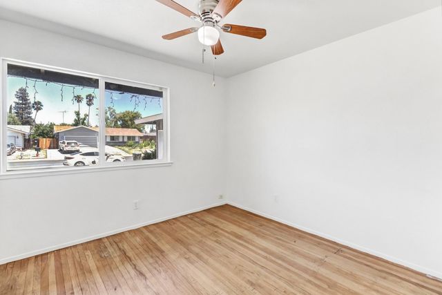 8046 Grandstaff, Sacramento, CA 95823