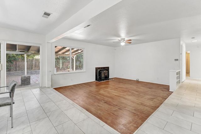 8046 Grandstaff, Sacramento, CA 95823