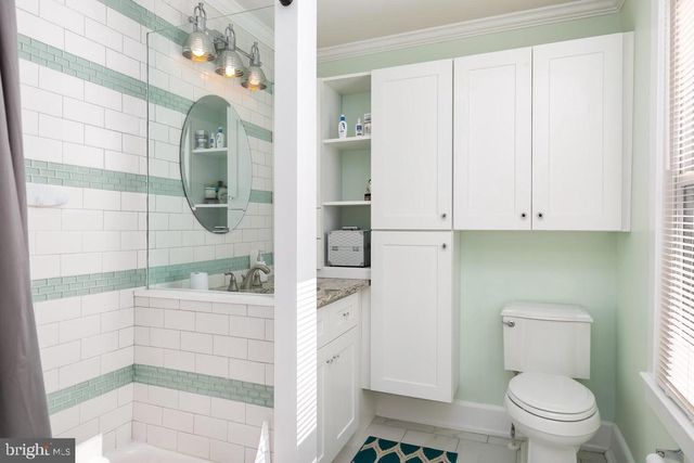 205 DOUGLASS AVE, Haddonfield, NJ 08033