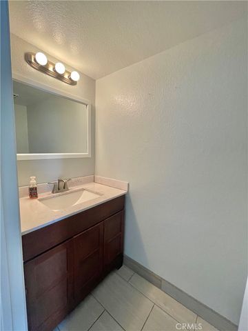 5640 Riverside 110, Chino, CA 91710