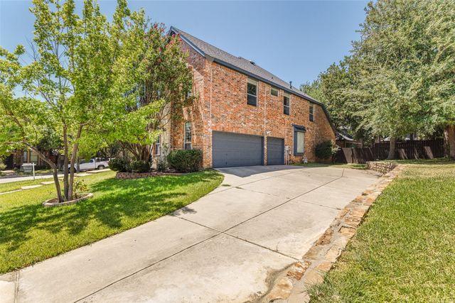 12301 Red Birch Lane, Fort Worth, TX 76244