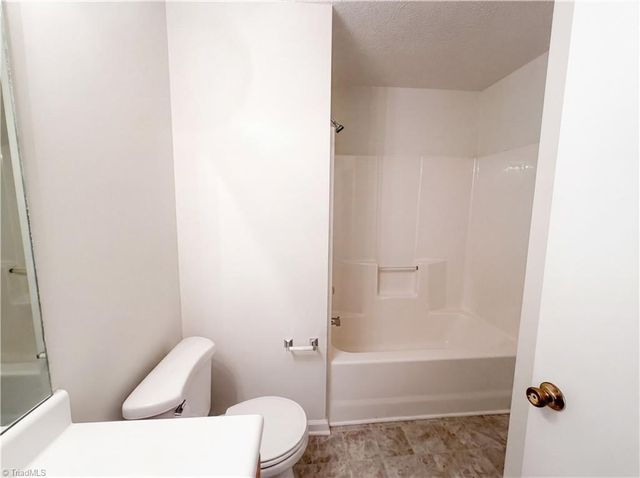 4234 Nestleway Court, Greensboro, NC 27406