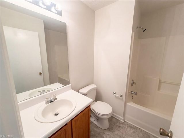 4234 Nestleway Court, Greensboro, NC 27406