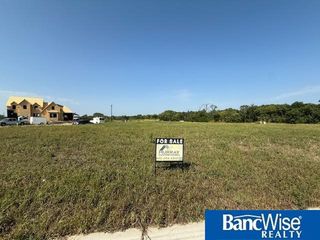 9439 S 86 Street, Lincoln, NE 68526