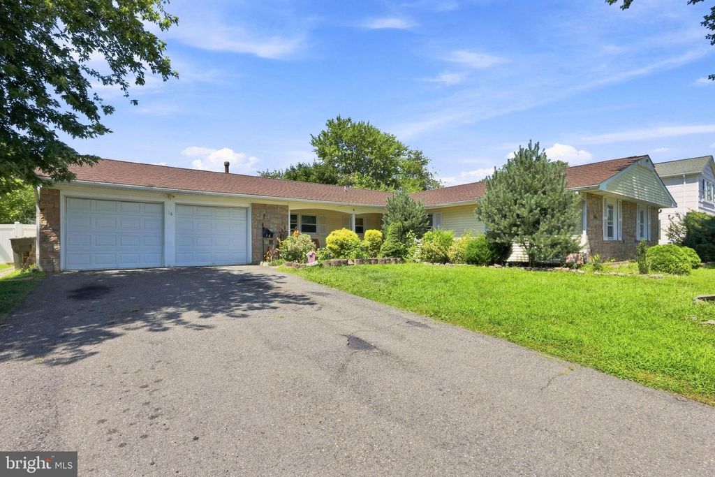 16 TERRELL LN, WILLINGBORO, NJ 08046 — photo 2