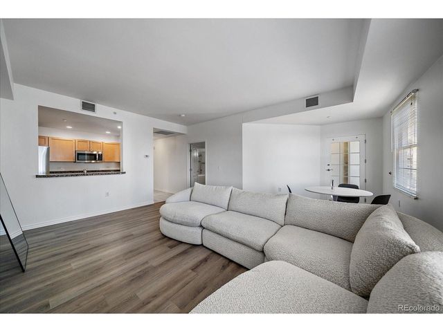 300 W 11th Ave 6E, Denver, CO 80204